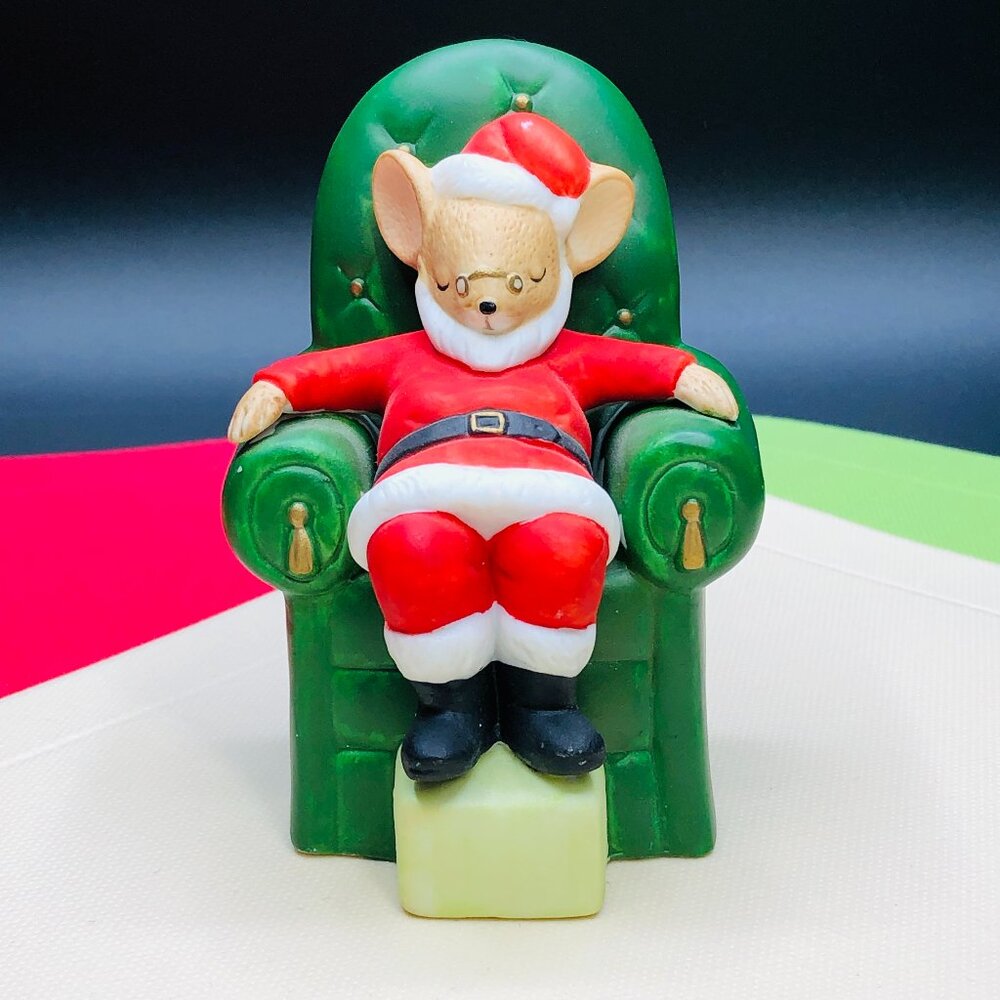 Vintage 1983 ENESCO Sleeping Santa Mouse in Green Chair Figurine: Christmas